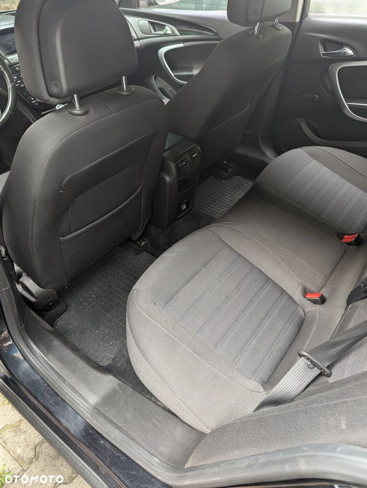 Opel Insignia - 8