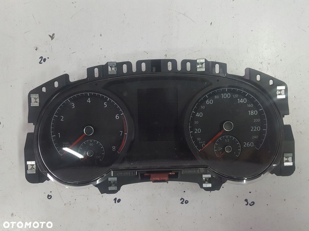 VW TOURAN 3 III 15r- 5T 1.2 TSI ZEGARY LICZNIK EUROPA 5TA920750A - 1