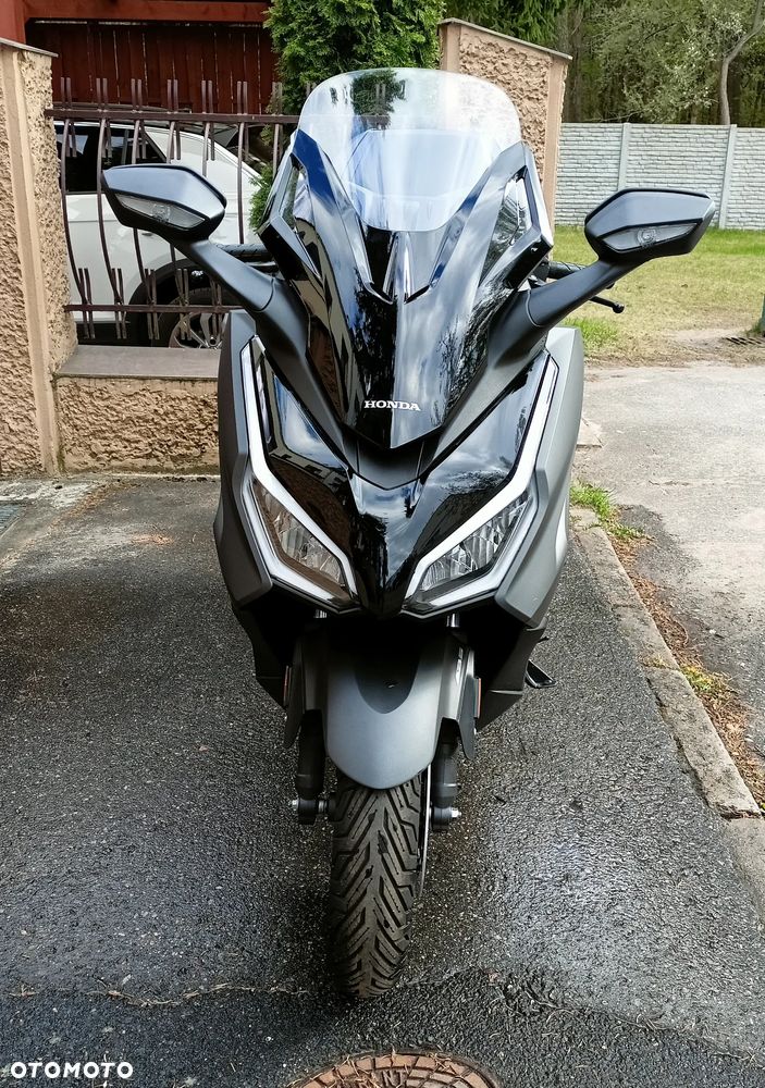 Honda NSS - 8