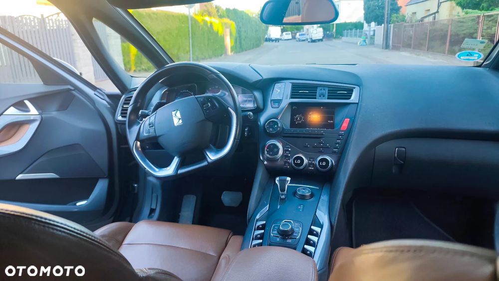 Citroën DS5 Hybrid4 EGS6 SportChic - 21