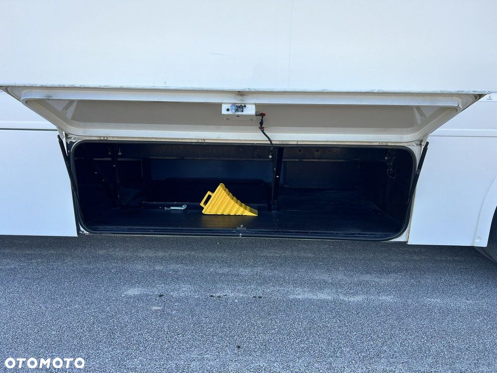 MAN CARRIER A91164E3 , PODMIEJSKI , SZKOLNY - 24