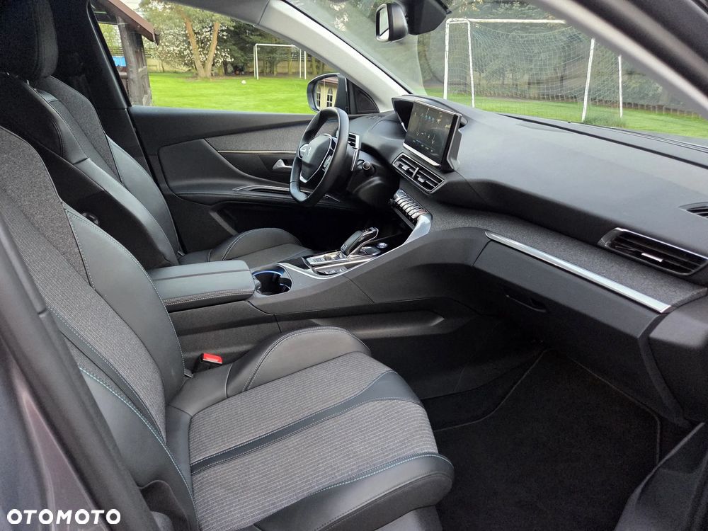 Peugeot 5008 BlueHDi 180 EAT8 Allure Pack - 29