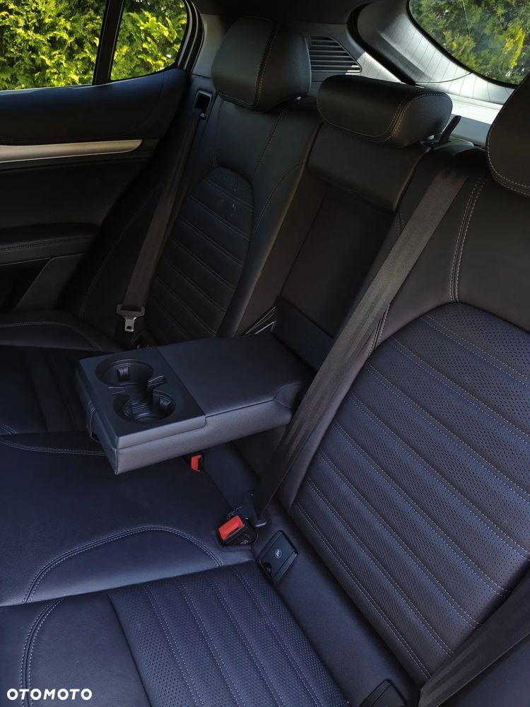 Alfa Romeo Stelvio 2.0 Turbo 16V AT8-Q4 Veloce Ti - 37