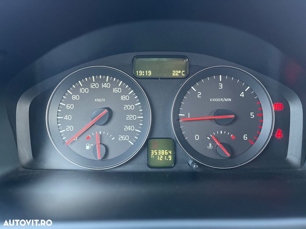 Volvo V50 - 8