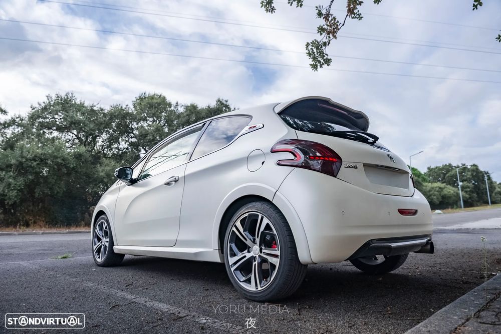 Peugeot 208 1.6 THP GTi - 5