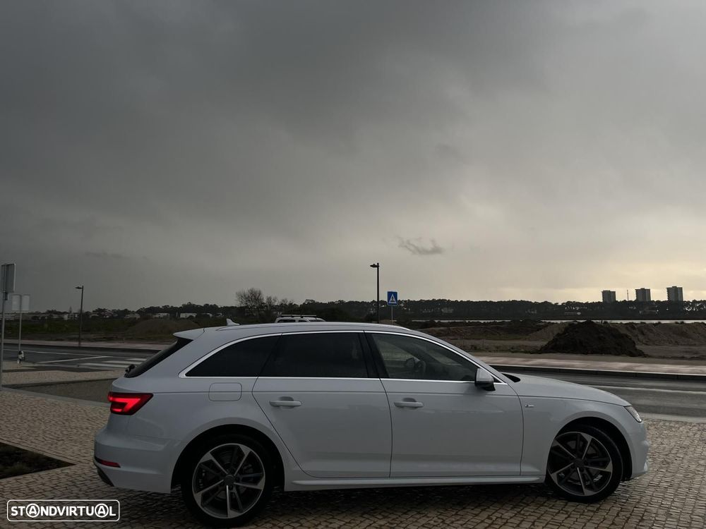Audi A4 Avant 2.0 TDI S-line - 2