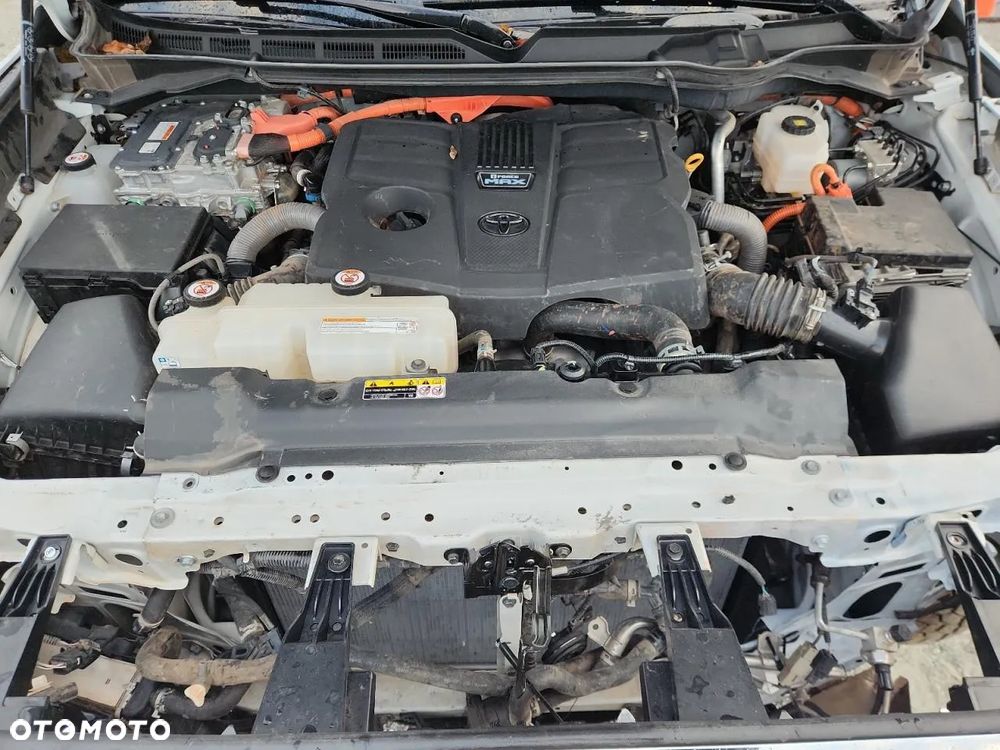 Toyota Tundra - 11