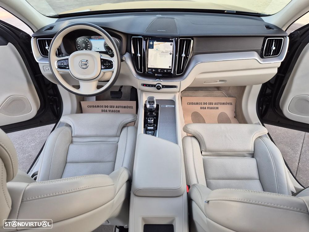 Volvo XC 60 2.0 T8 PHEV Inscription AWD - 17