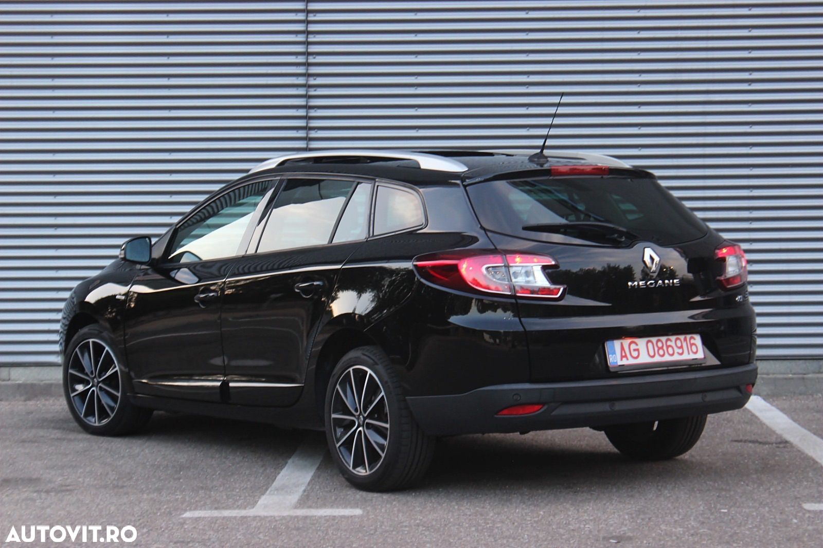 Renault Megane ENERGY dCi 110 Start & Stop Bose Edition - 3