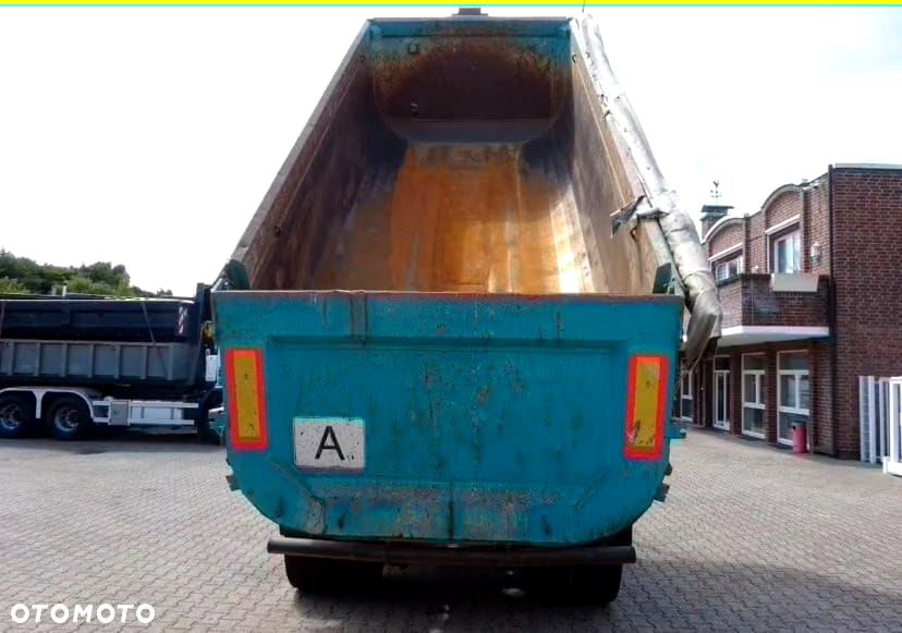 Mercedes-Benz Axor 3240 8x4 – Kipper SCHMITZ CARGOBULL – EURO 5 - 4