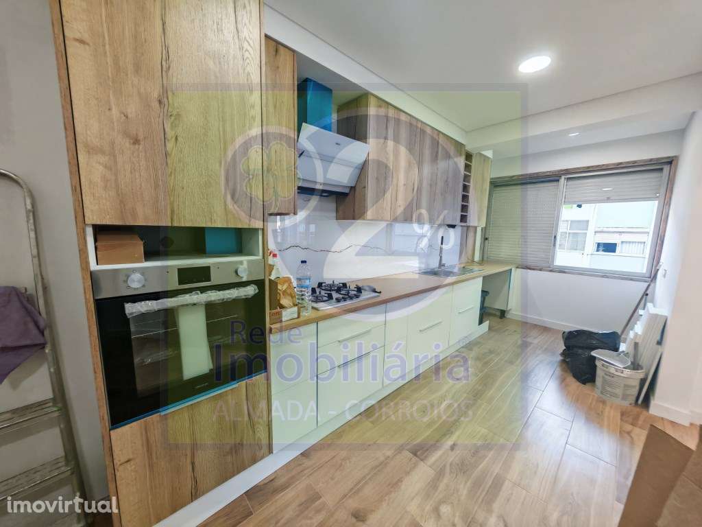 Apartamento totalmente remodelado - Grande imagem: 3/14