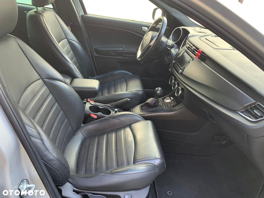 Alfa Romeo Giulietta 1.4 TB MultiAir Sport TCT - 14