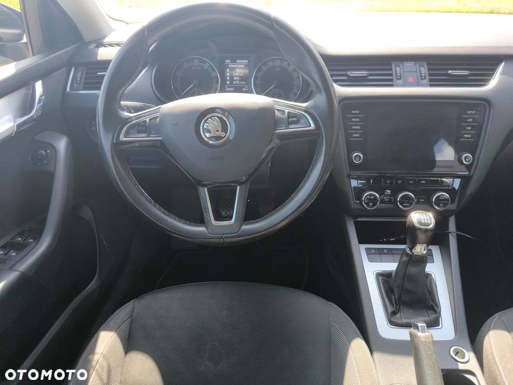 Skoda Octavia 1.5 TSI ACT Ambition - 7