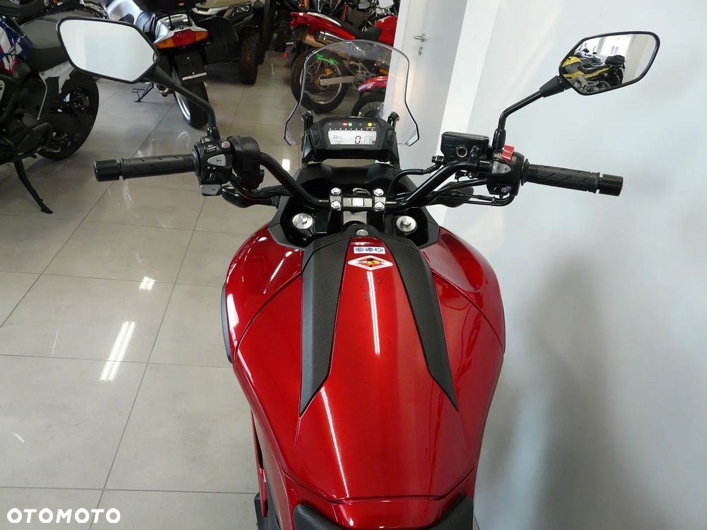 Honda NC - 16