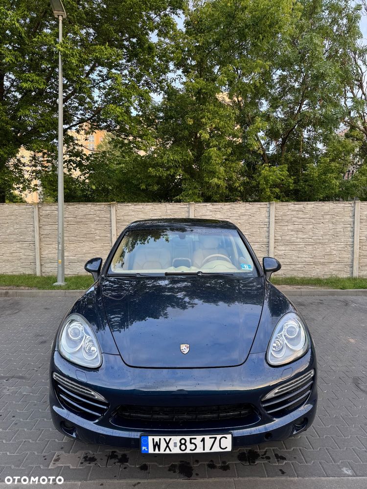 Porsche Cayenne - 2