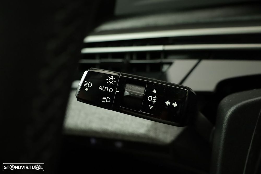 Peugeot 5008 1.2 Hybrid Allure e-DCS6 - 15
