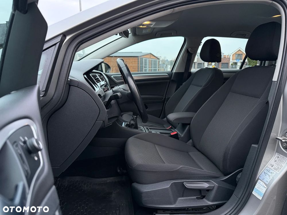 Volkswagen Golf 1.6 TDI BMT Comfortline - 12