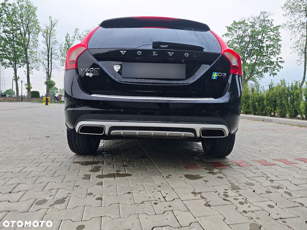 Volvo V60 Cross Country D3 Geartronic Momentum - 24