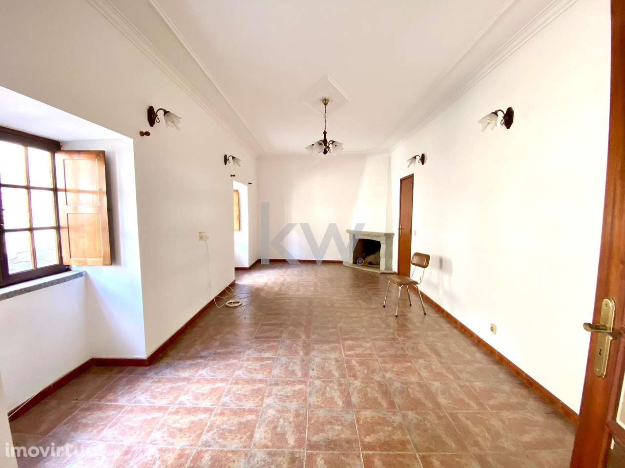 Andar Moradia duplex T6 - CENTRO DE ALPEDRINHA - Grande imagem: 2/40