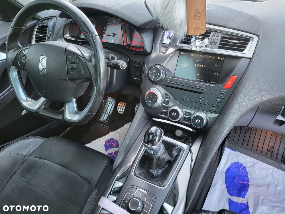 Citroën DS5 HDi 165 Business - 16
