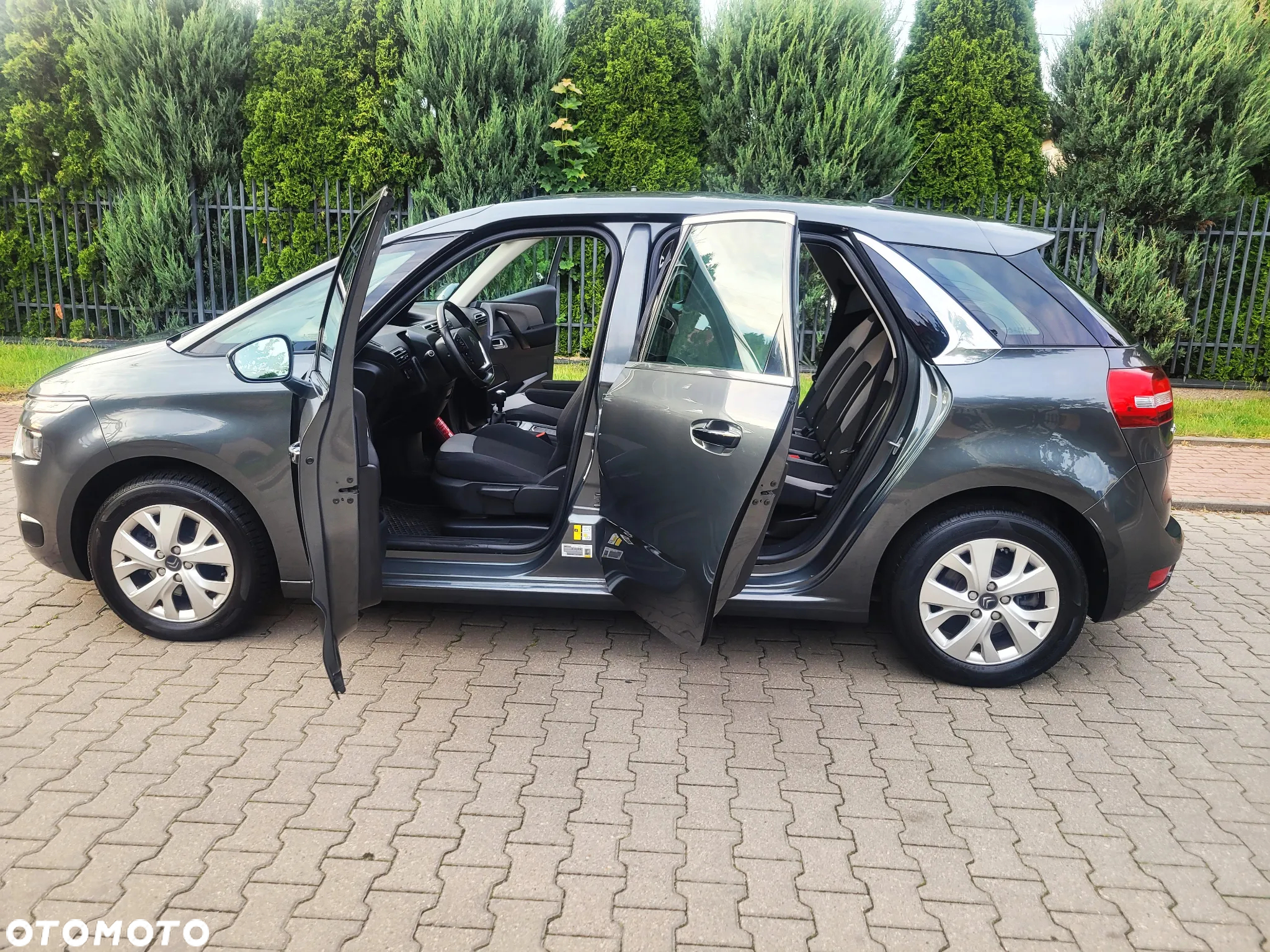 Citroën C4 Picasso 1.6 THP Exclusive - 17