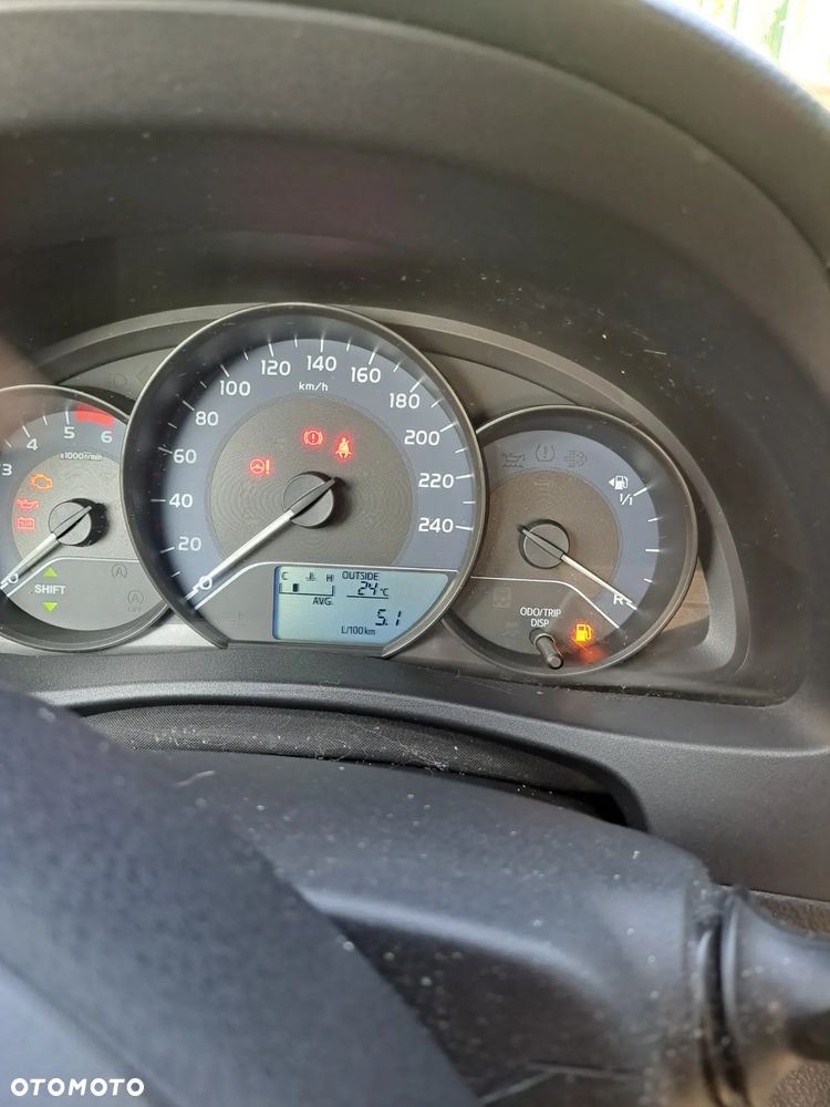 Toyota Corolla 1.4 D-4D Active - 6