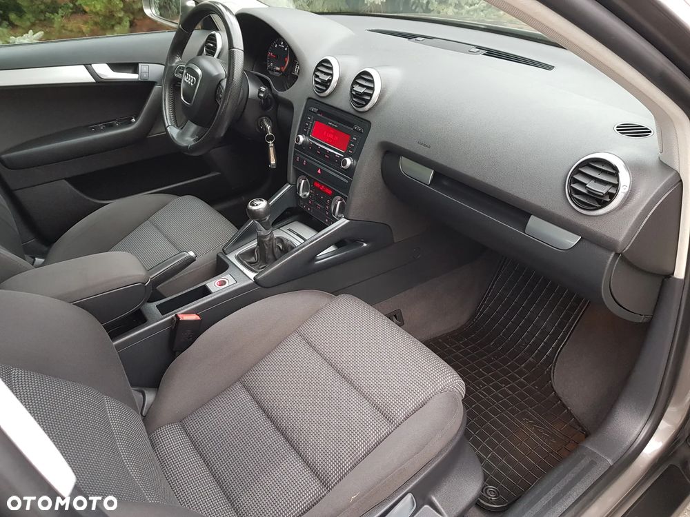 Audi A3 Sportback - 19