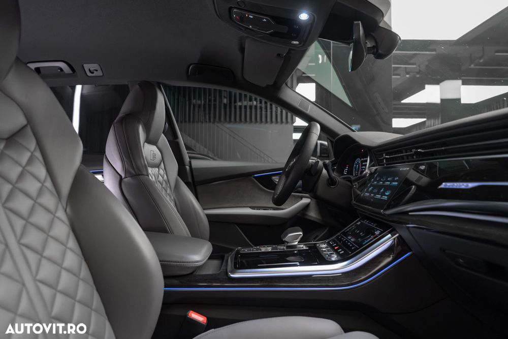 Audi Q8 - 34