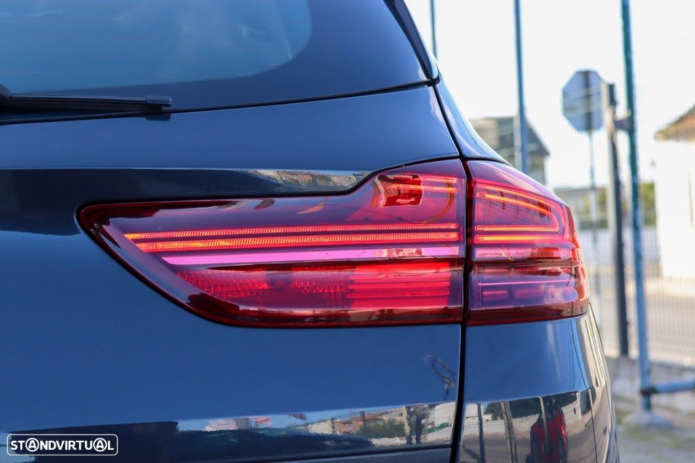 Kia Ceed SW - 11