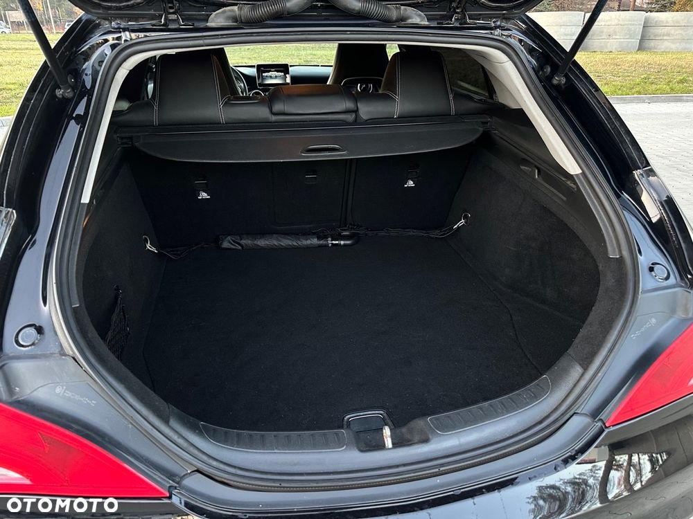 Mercedes-Benz CLA 200 d - 20