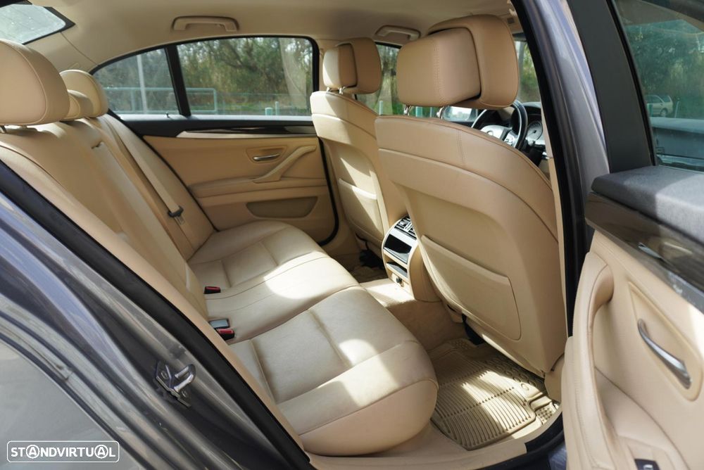 BMW 520 d Auto - 10