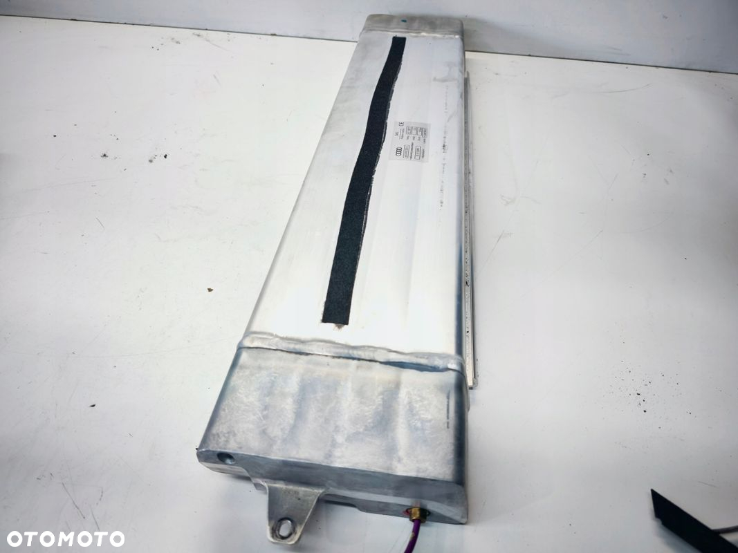 ZBIORNIK POWIETRZA ZAWIESZENIA AUDI A6 C6 4F0616203C - 2
