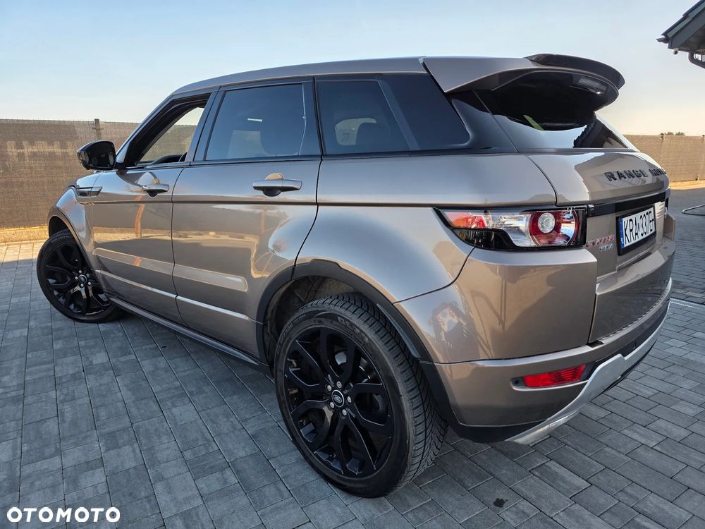 Land Rover Range Rover Evoque SD4 Black Dynamic - 23