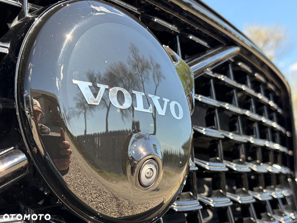 Volvo XC 40 B3 B DKG Ultra Black Edition - 29