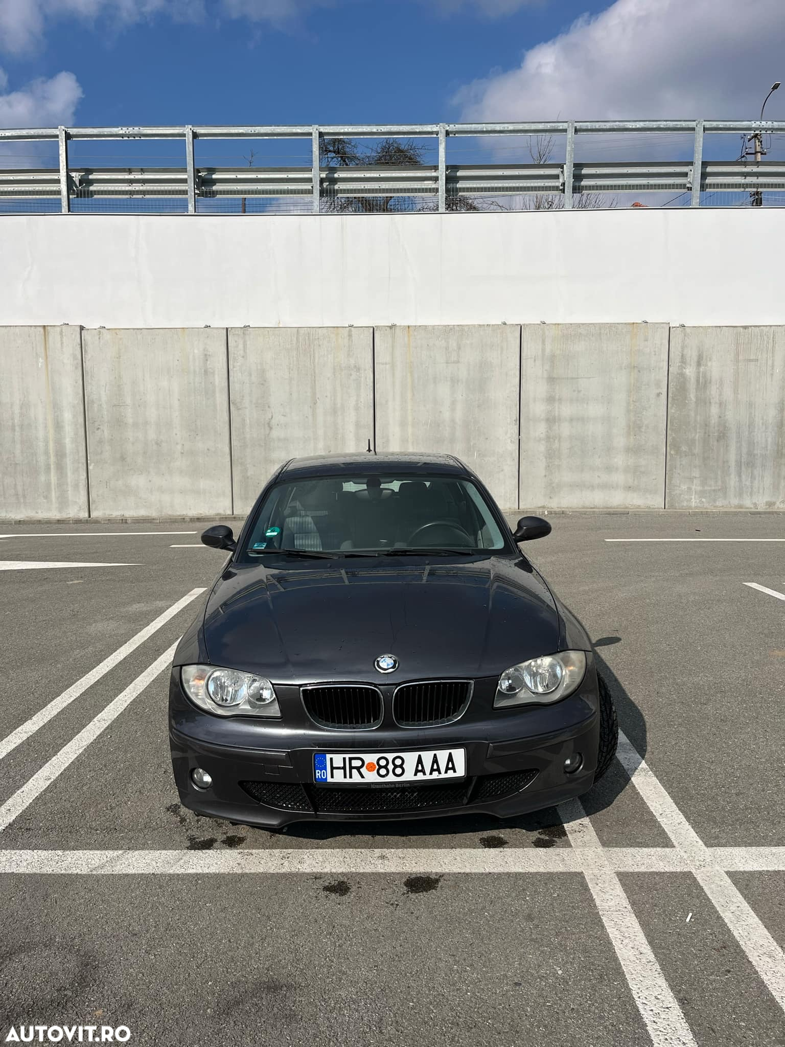 BMW Seria 1 116i - 4
