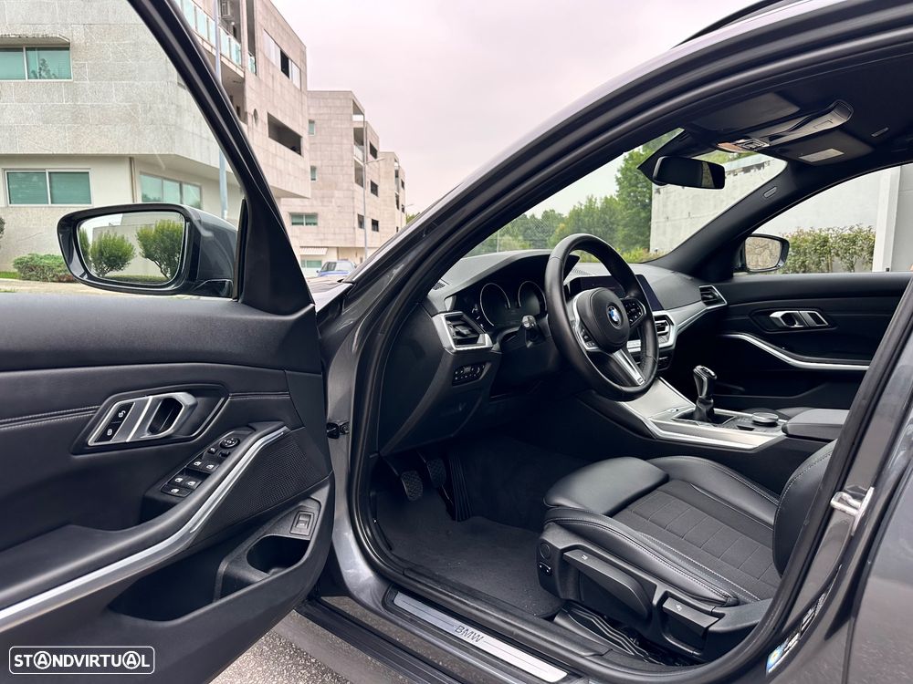 BMW 318 d Line Sport - 19