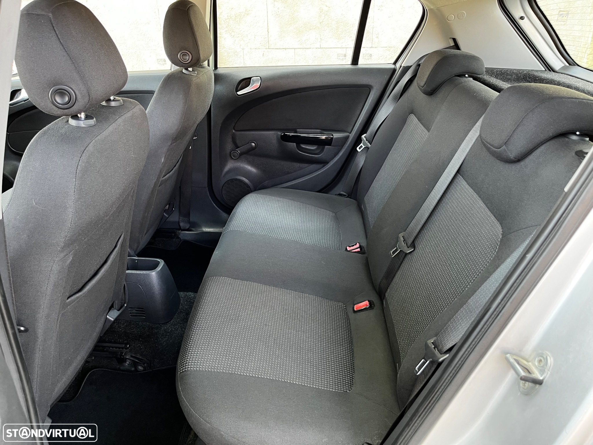 Opel Corsa 1.3 CDTi Enjoy EcoFLEX - 7