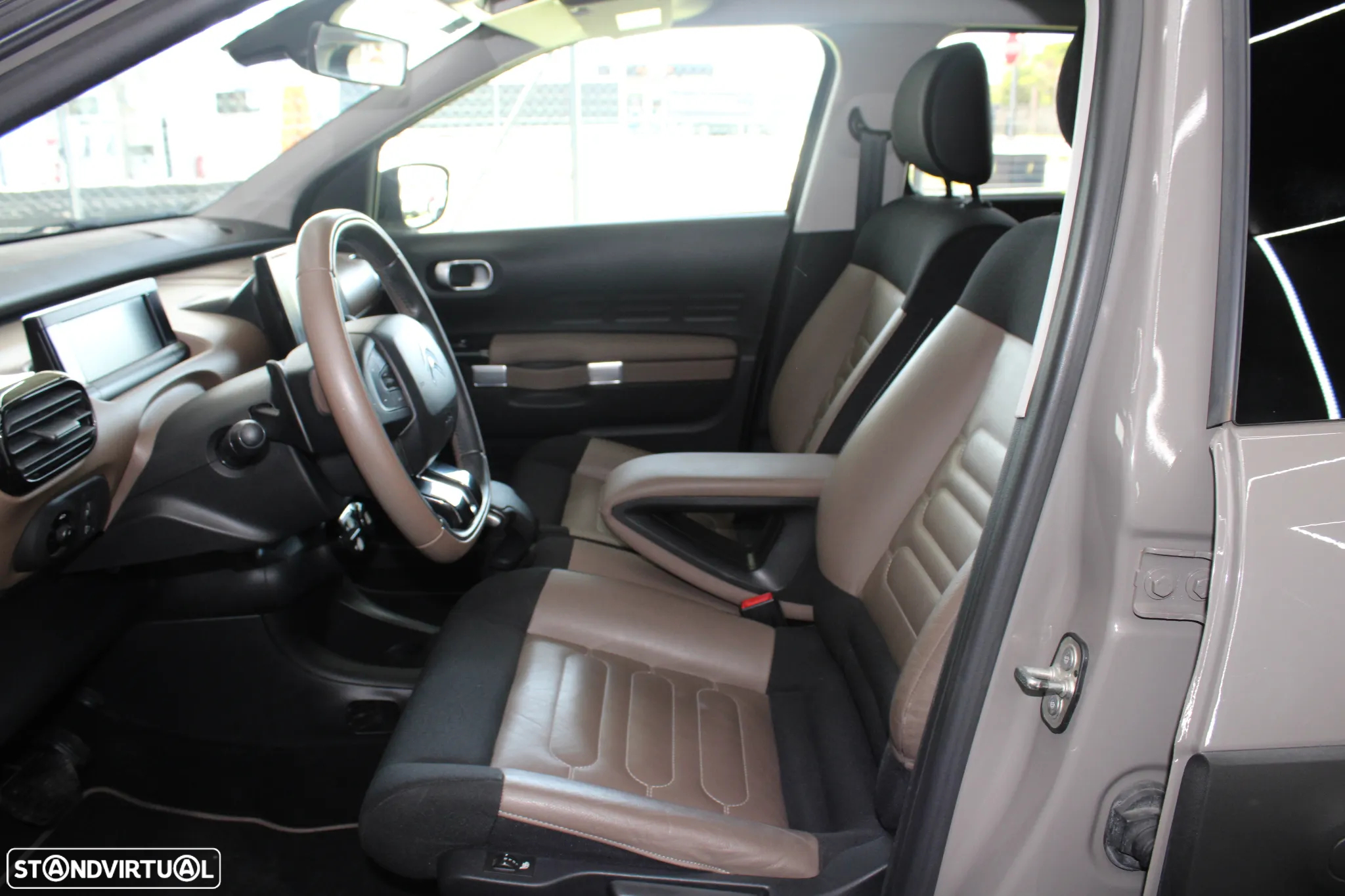 Citroën C4 Cactus 1.6 BlueHDi Shine ETG6 - 10