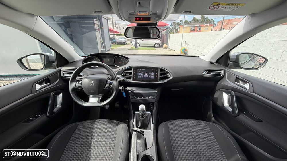 Peugeot 308 SW 1.6 BlueHDi Style - 22