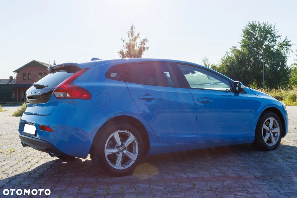 Volvo V40 D3 Kinetic - 3