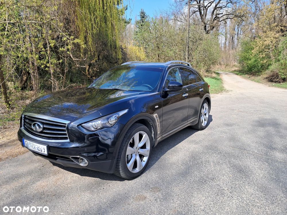 Infiniti FX - 4