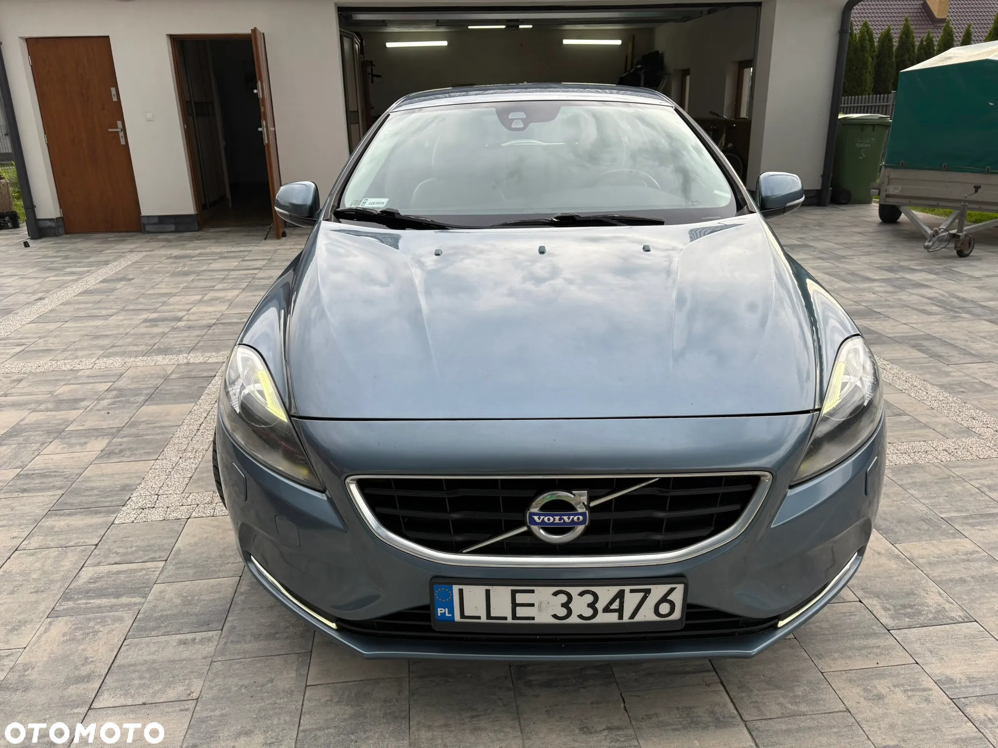 Volvo V40 D2 R Design - 10