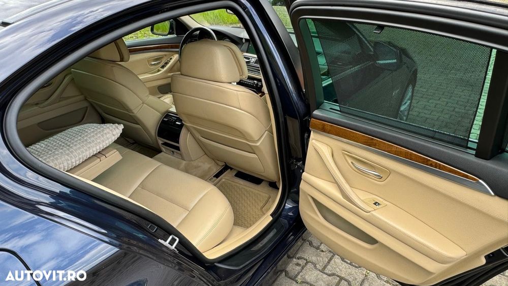 BMW Seria 5 525d xDrive Sport-Aut. - 16