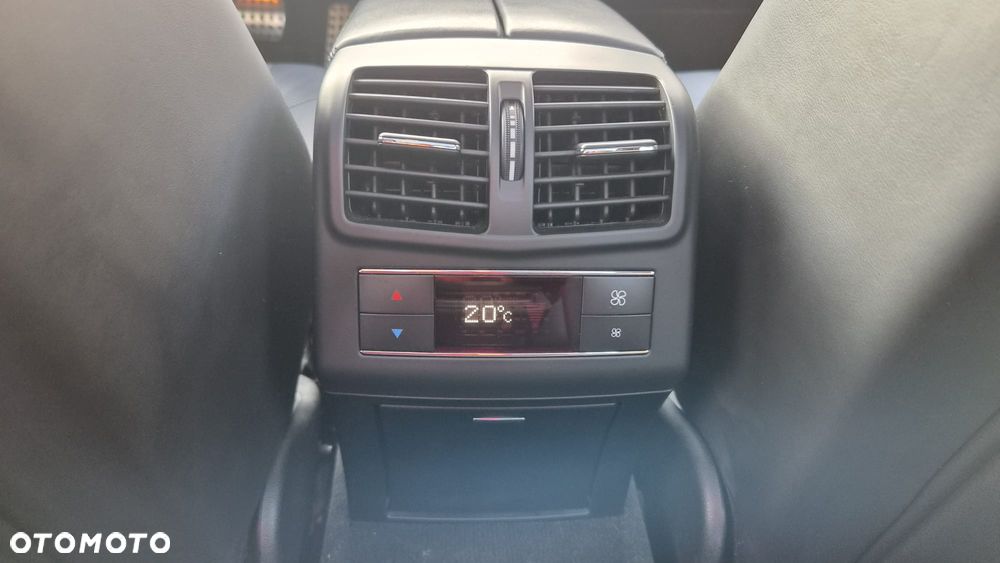 Mercedes-Benz Klasa E 500 4Matic 7G-TRONIC Avantgarde - 10