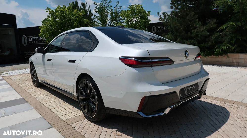 BMW Seria 7 740d xDrive MHEV - 5