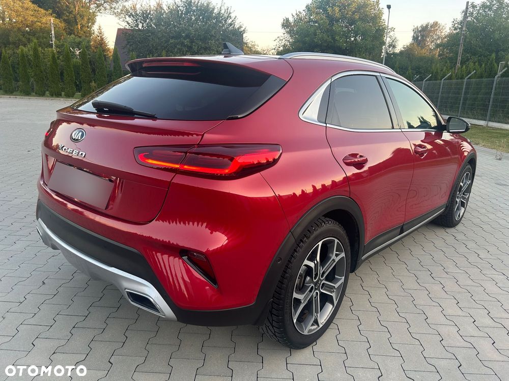 Kia XCeed 1.6 T-GDI L Business Line DCT - 4