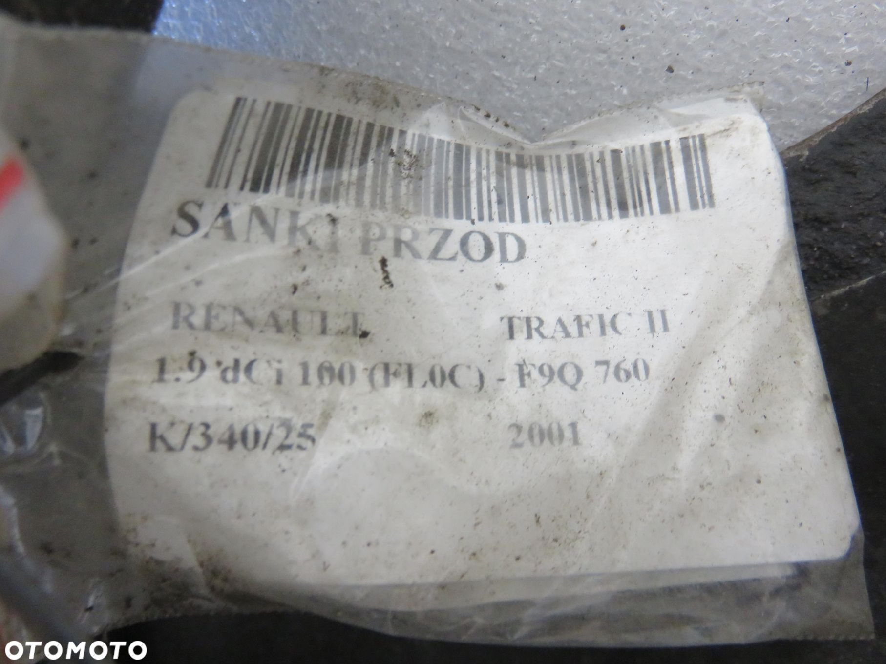 SANKI PRZÓD RENAULT TRAFIC II 1.9 dCi 100 - F9Q 760 - 6