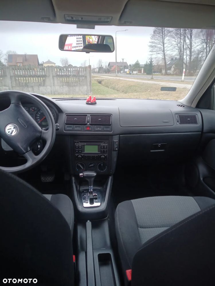 Volkswagen Golf Variant - 10