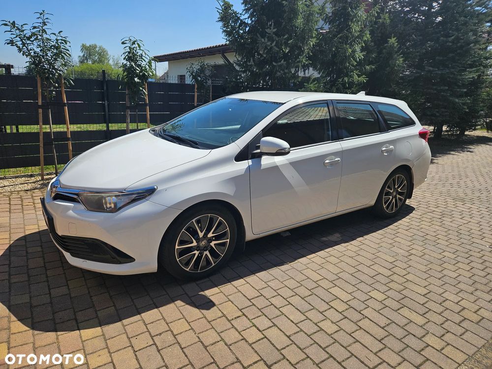 Toyota Auris 1.4 D-4D Active - 1
