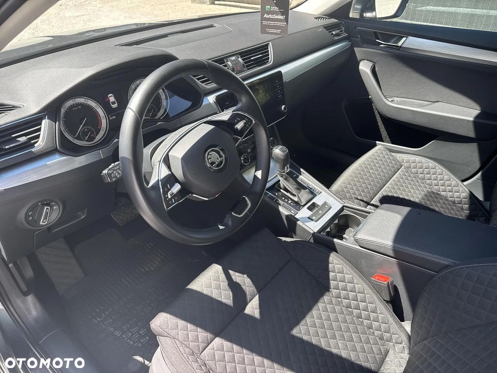 Skoda Superb 2.0 TSI Ambition DSG - 10